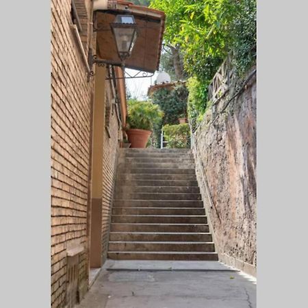 Elegante Open Space Con Vasca Idromassaggio A Trastevere Roma Exterior foto