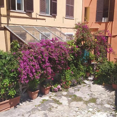 Elegante Open Space Con Vasca Idromassaggio A Trastevere Roma Exterior foto
